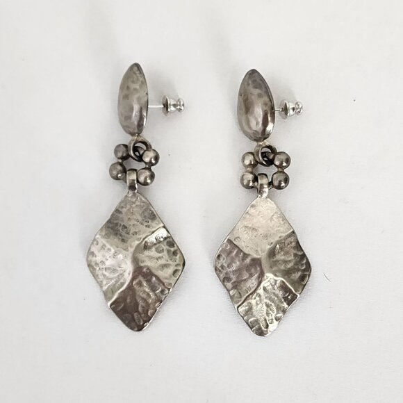 VTG Hammered Silver Brutalist Drop Earrings Artistic Unique VTG Drk Boho Grunge - Picture 5 of 10